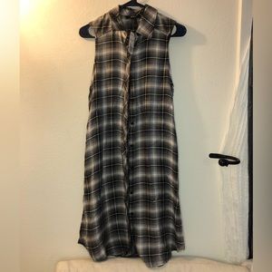 Black and white tunic never worn new